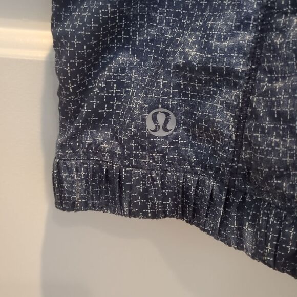 Lululemon Spring Fling Puffy Vest - Picture 9 of 9